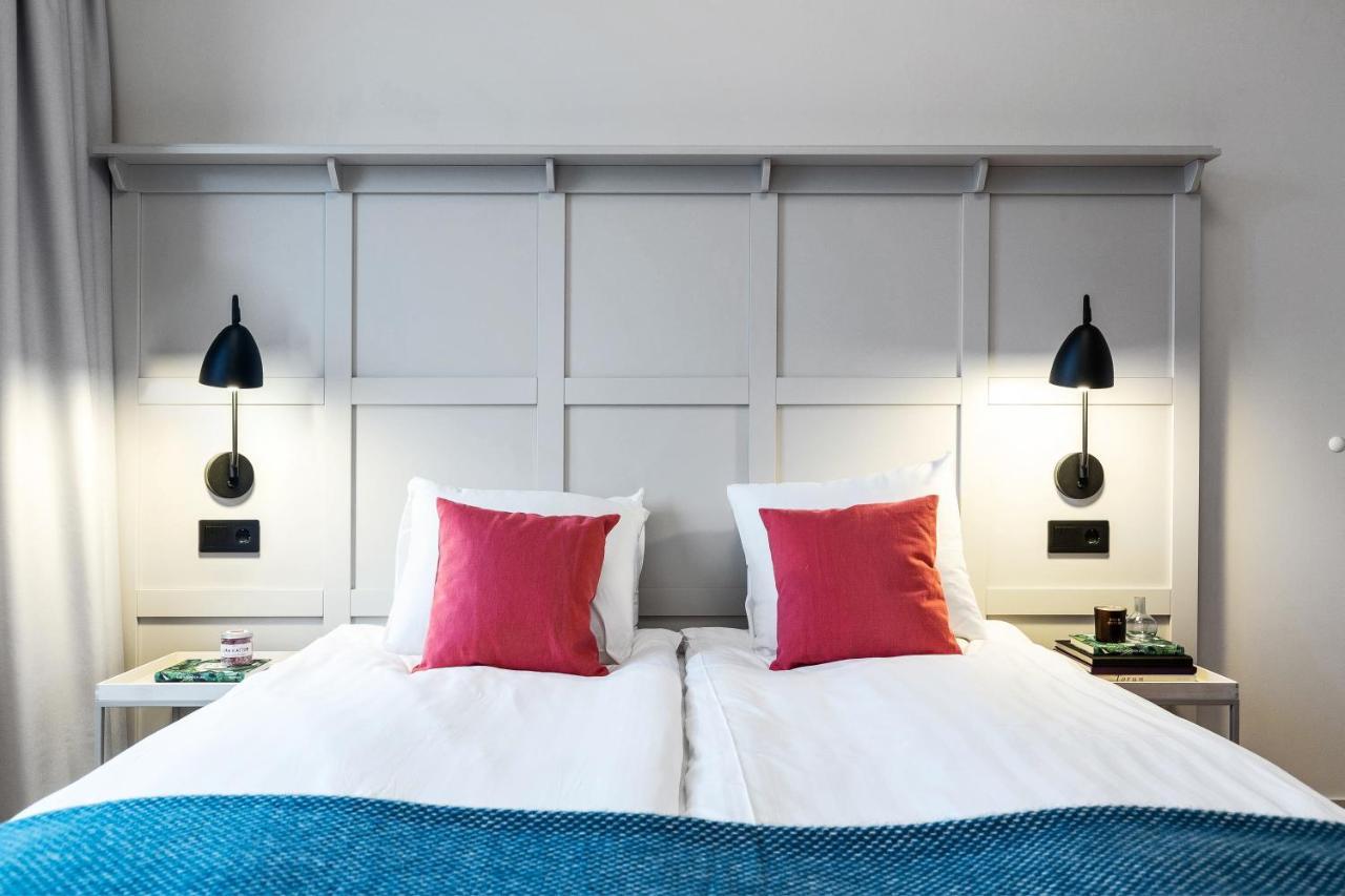 Biz Apartment Bromma Stockholm Ngoại thất bức ảnh A room at the hotel