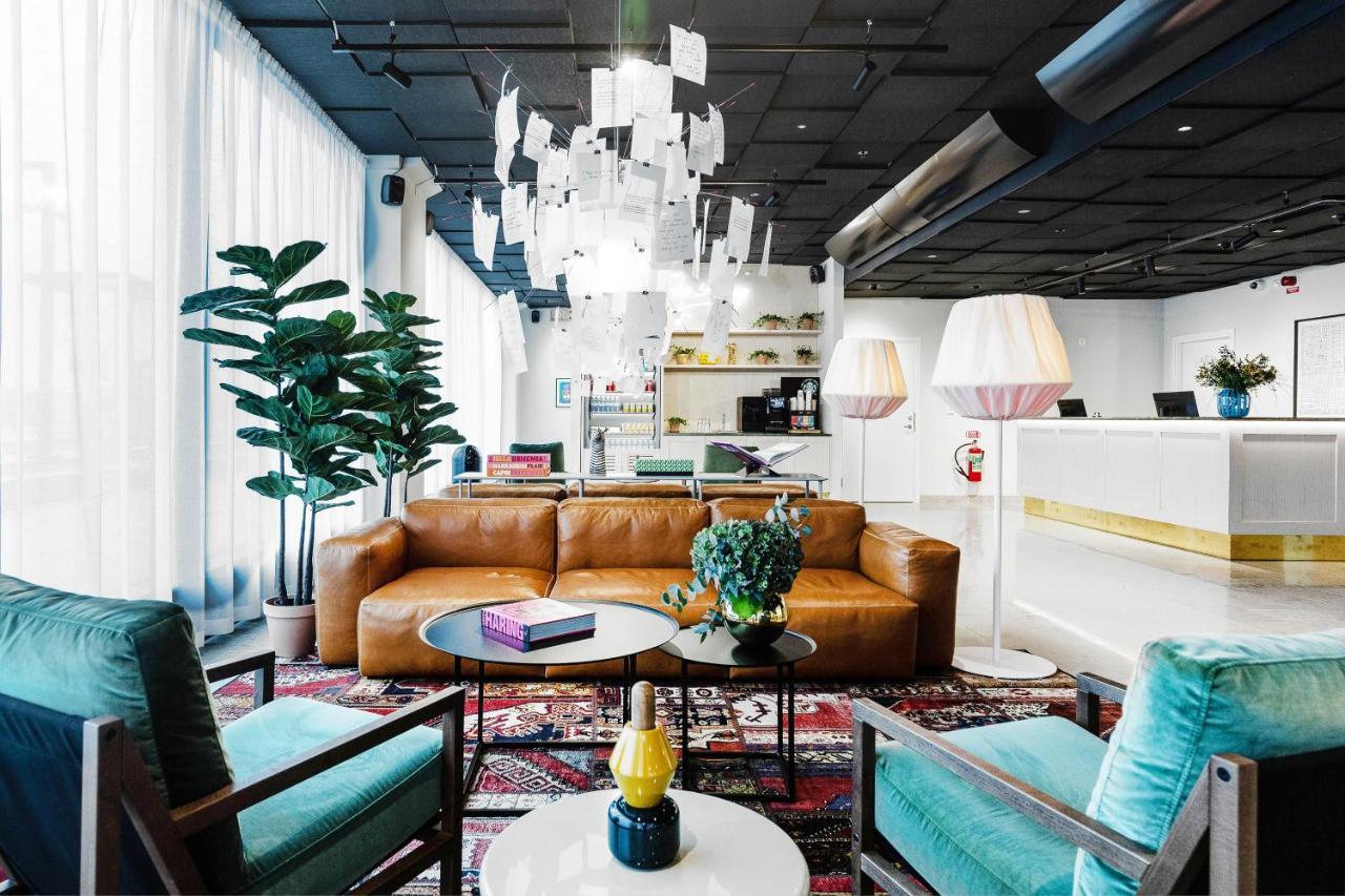 Biz Apartment Bromma Stockholm Ngoại thất bức ảnh The lobby of the hotel