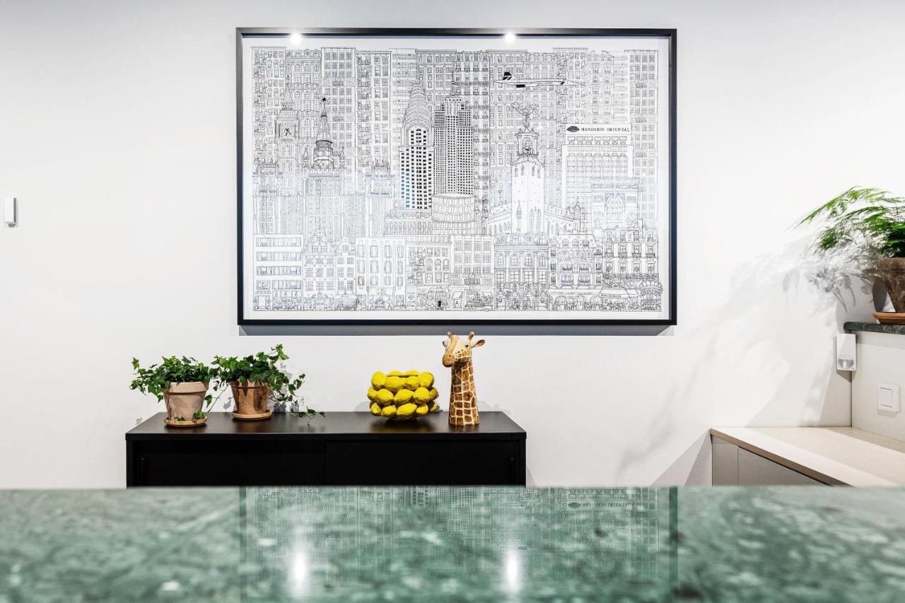 Biz Apartment Bromma Stockholm Ngoại thất bức ảnh A work by the artist