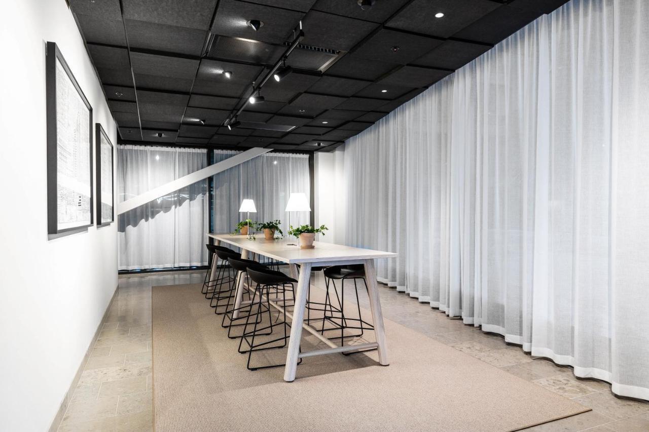 Biz Apartment Bromma Stockholm Ngoại thất bức ảnh The interior of the new building